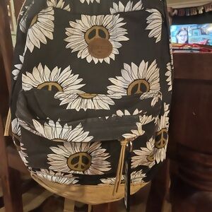 O'Neill NWT  🌻 Peace signs and sunflowers!adorable backpack